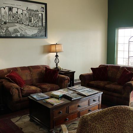Boarders Inn And Suites By Cobblestone Lamar Missouri Bagian luar foto