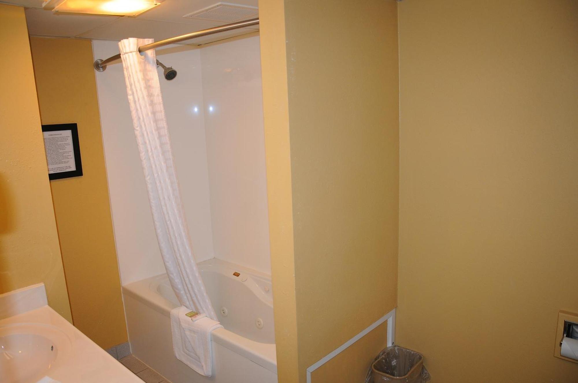Boarders Inn And Suites By Cobblestone Lamar Missouri Ruang foto