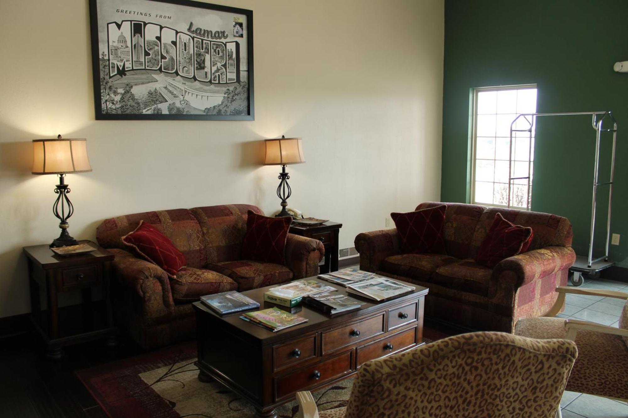 Boarders Inn And Suites By Cobblestone Lamar Missouri Bagian luar foto